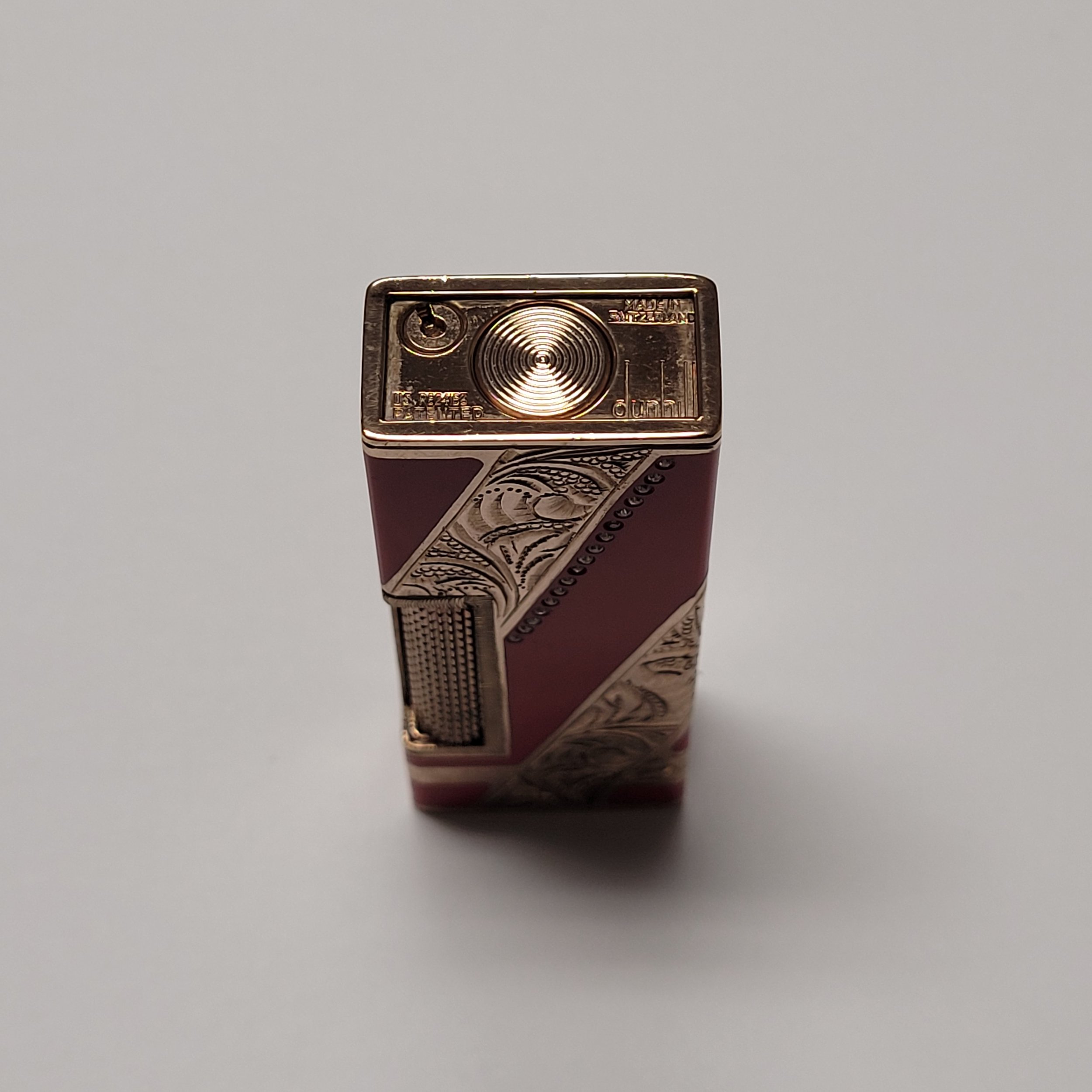 Alfred Dunhill Rollagas Floral Red Lacquer & Gold Plated — Elegant